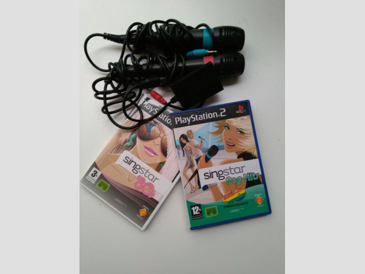 Se ven PS2, un munt d'accessoris i molts de jocs 2