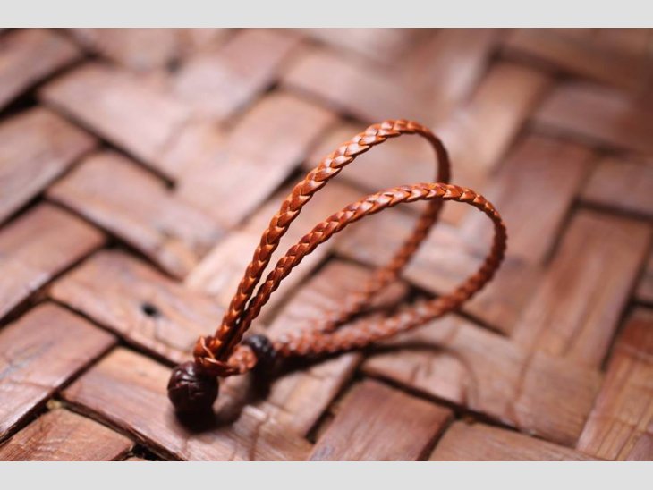 Regalo perfecto, llaveros, cinturones, pulseras en piel 2