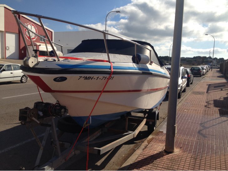 Oferta. Lancha Rio 540, lista para navegar, con motor Mercury de 90cv 4