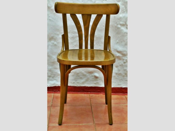 CADIRES THONET DE LLENYA 1