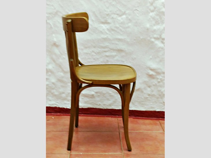 CADIRES THONET DE LLENYA 2