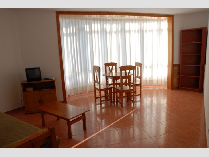 Piso 96m 3 habitaciones,2 baños en Ciutadella 2