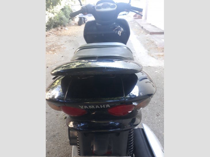 Vendo moto Yamaha Majesty 125cc 4