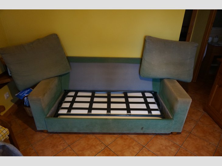vendo sofa cama estilo Italiano 3