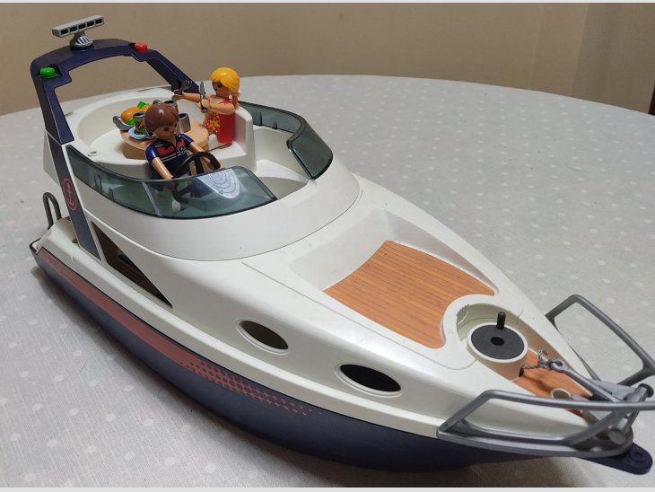 Playmobil Yate de lujo - barco a motor 1