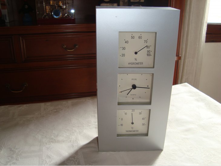 LLAVERO DE PARET GRIS 1