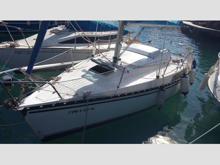 Se vende velero 7 metros 1