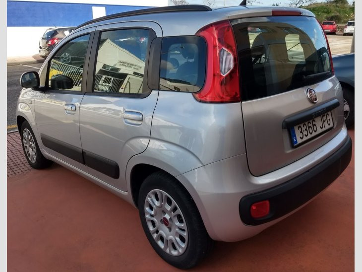 FIAT Panda del 2015 1