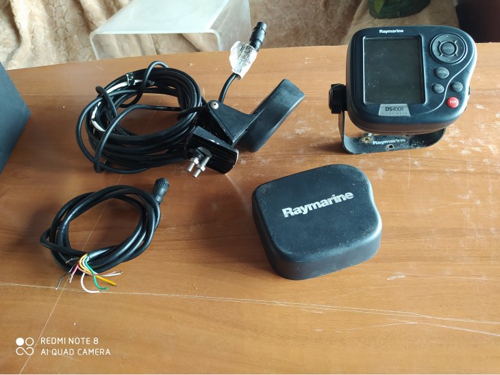 Vendo sonda Raymarine DS400 X 1