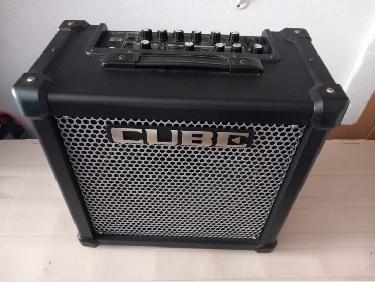 Amplificador guitarra eléctrica