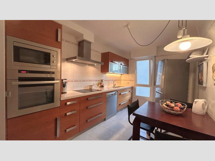 Alquiler de habitación amplia y luminosa en piso tranquilo – Ciutadella 4