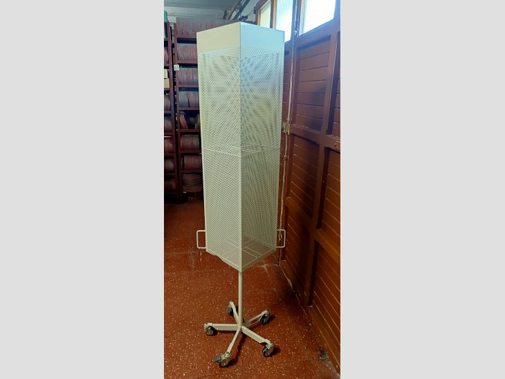 Per liquidació, posam a la venda a molt bon preu tota casta d'articles... 2