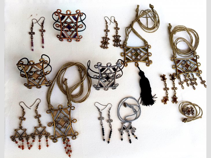 Per liquidació, posam a la venda a molt bon preu tota casta d'articles... 4