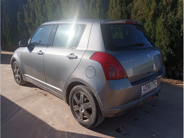 Suzuki Swift 2007, 92.000kms 4