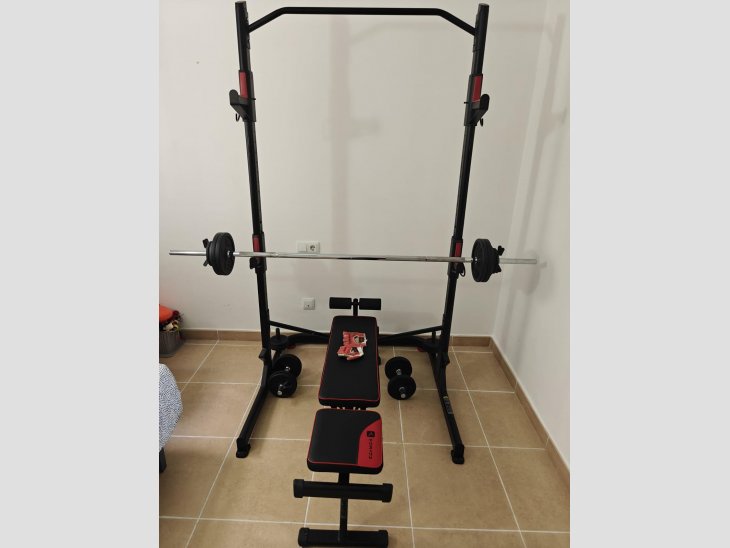 Gimnasio en casa (rack+banco+pesas) 