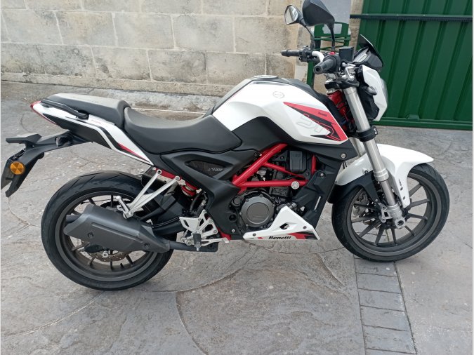 Benelli BN 251 
