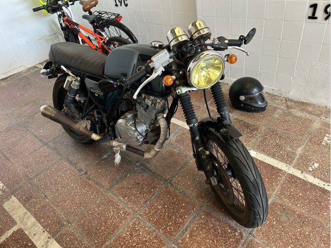 Vendo moto 125cc Mash Black Seven 