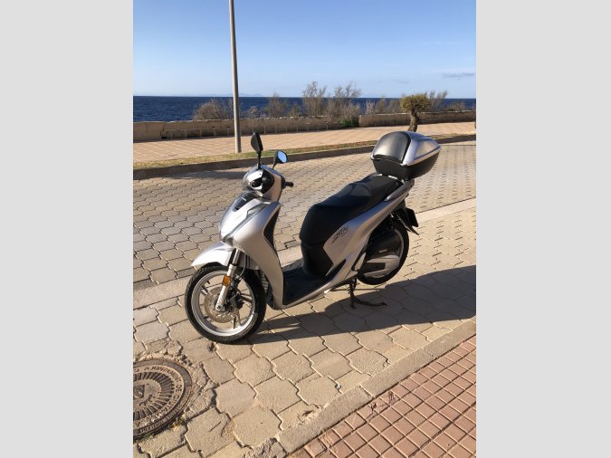 Honda scoopy 125