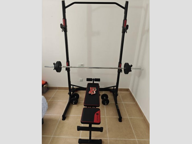 Gimnasio en casa (rack+banco+pesas)